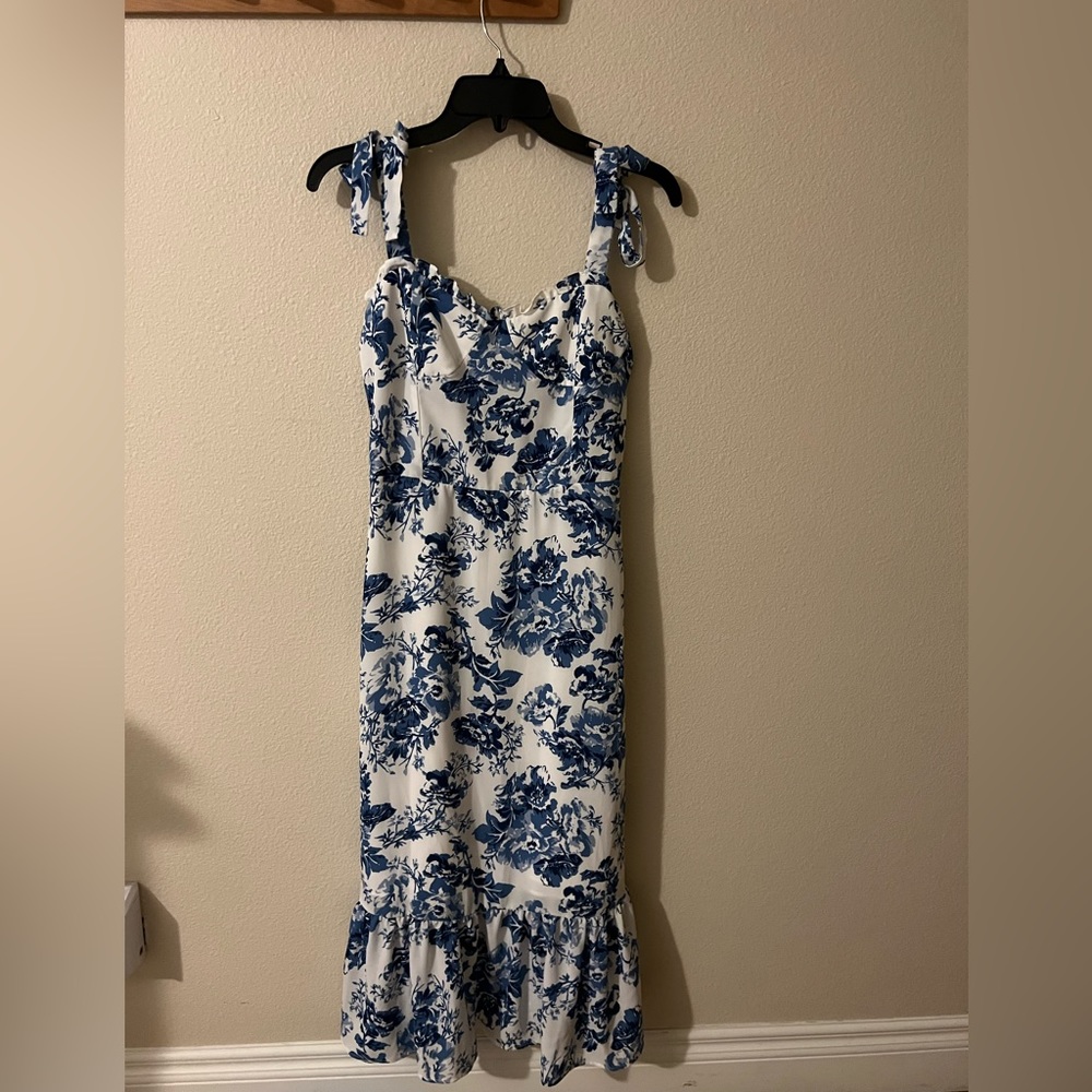 NWT Aqua Blue/White Midi Dress